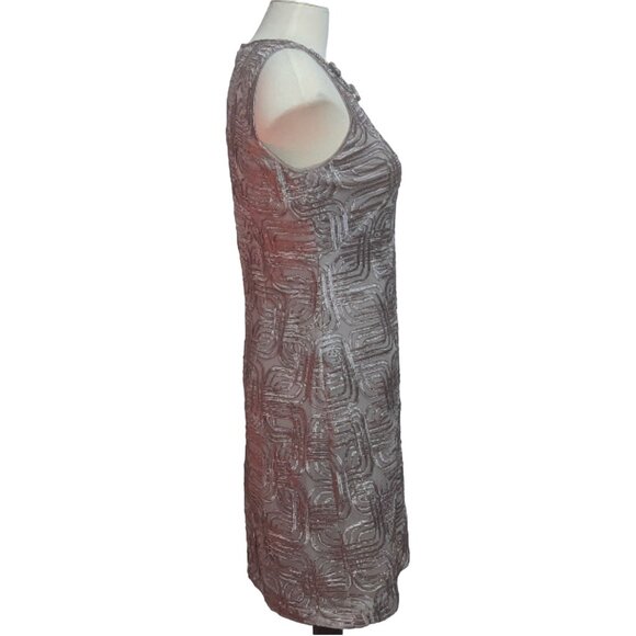 J Howard Shimmery Shimmery Beige Sz 8 (Medium) Sheath Dress Fitted and Jeweled - Picture 6 of 7